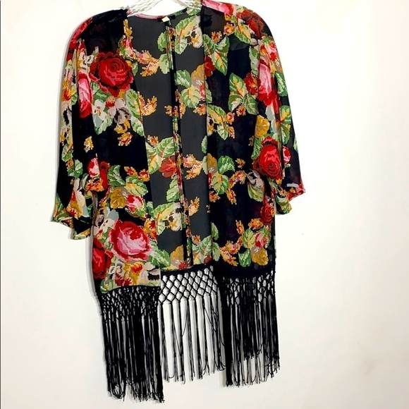 Quinn Digital Rose fringe hem open kimono cardigan small - Picture 2 of 8